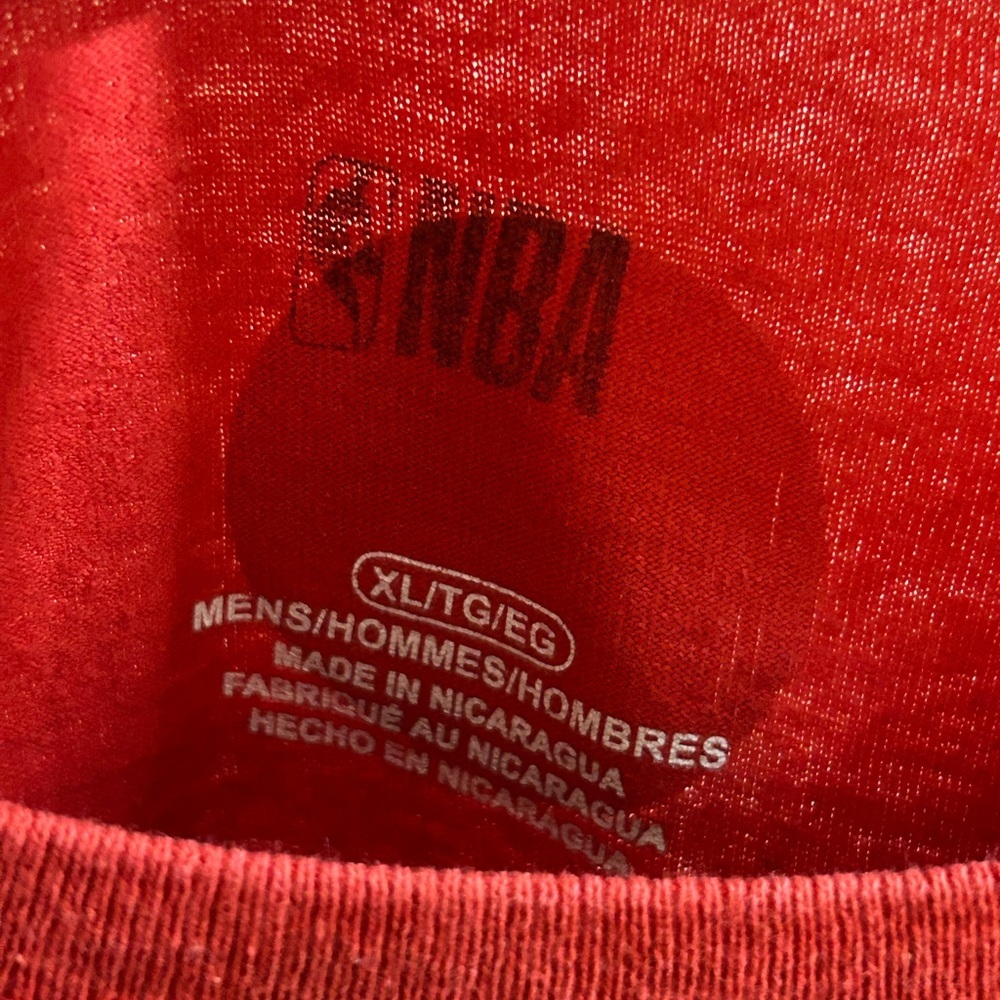 2 NBA Red Graphic Tee - Picture 2 of 6